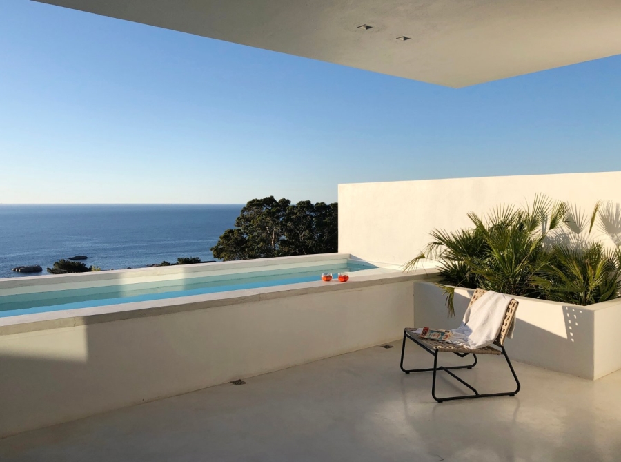 To Let 8 Bedroom Property for Rent in Bakoven Western Cape